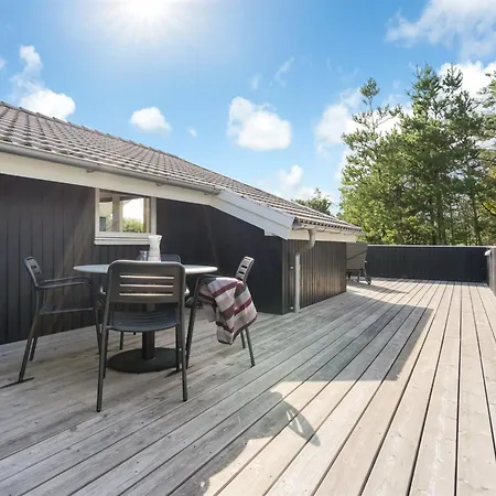 Albrecht - 1-8km From The Sea By Interhome Ferienhaus Blåvand
