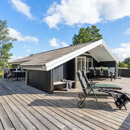 Albrecht - 1-8km From The Sea By Interhome *