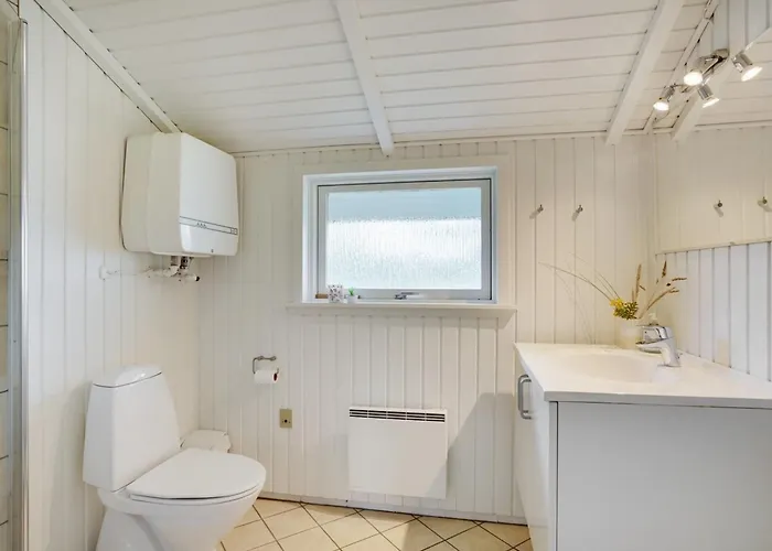 Albrecht - 1-8km From The Sea By Interhome 펜션 Blåvand